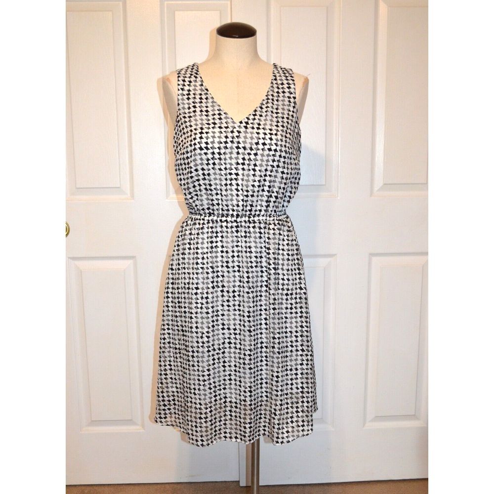 White House Black Market Dress‎ Women's  White Black Check Sleeveless Lined